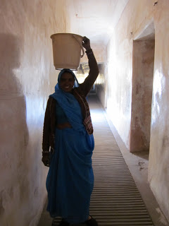 India - Woman in Hall Jan 2011