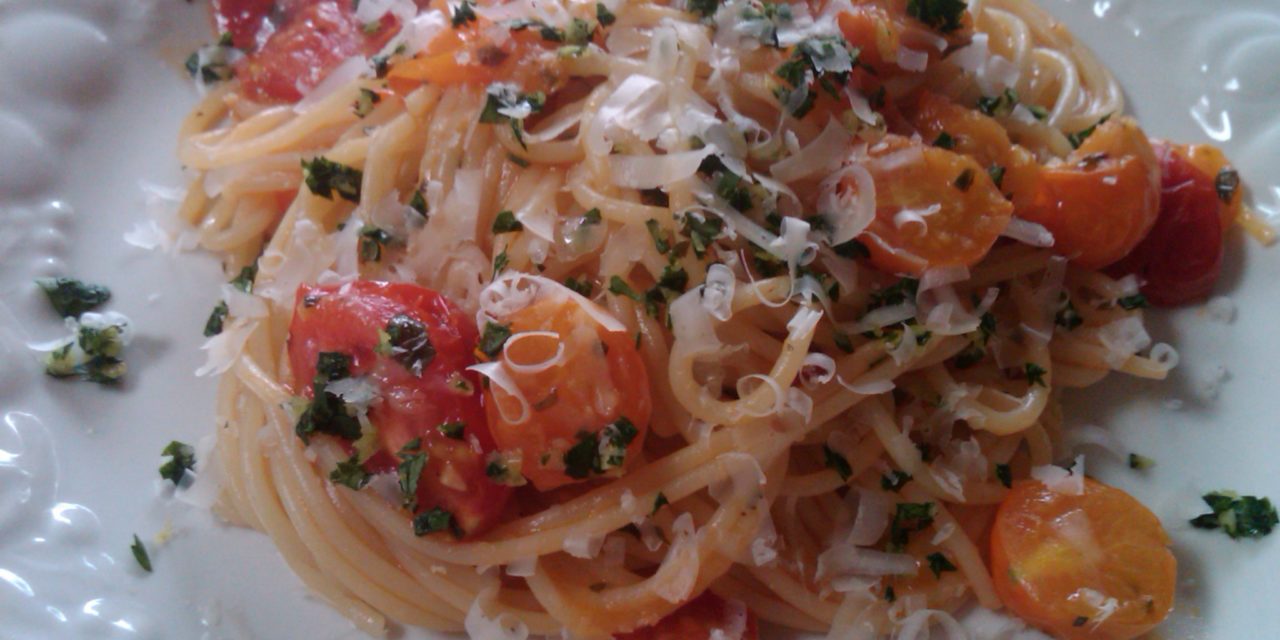 Spaghetti with Cherry Tomatoes & Gremolata